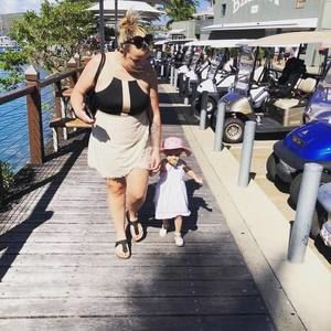 Meet your Posher, Lauren